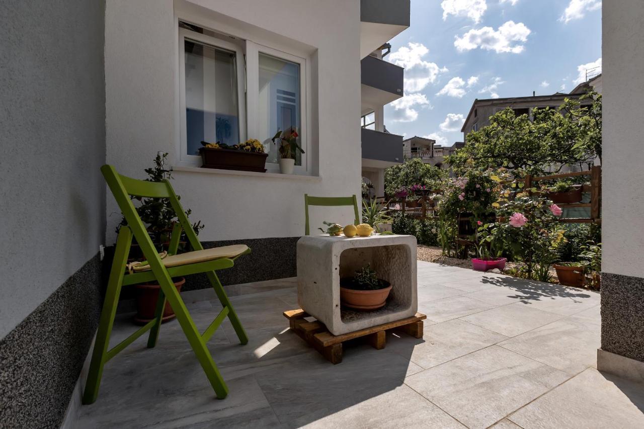 דירות Kuca Za Odmor Lemon Tree מאקרסקה מראה חיצוני תמונה