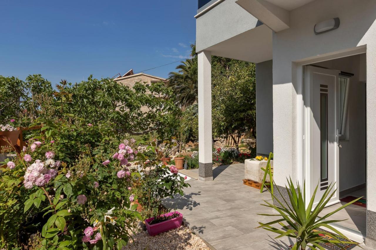 דירות Kuca Za Odmor Lemon Tree מאקרסקה מראה חיצוני תמונה