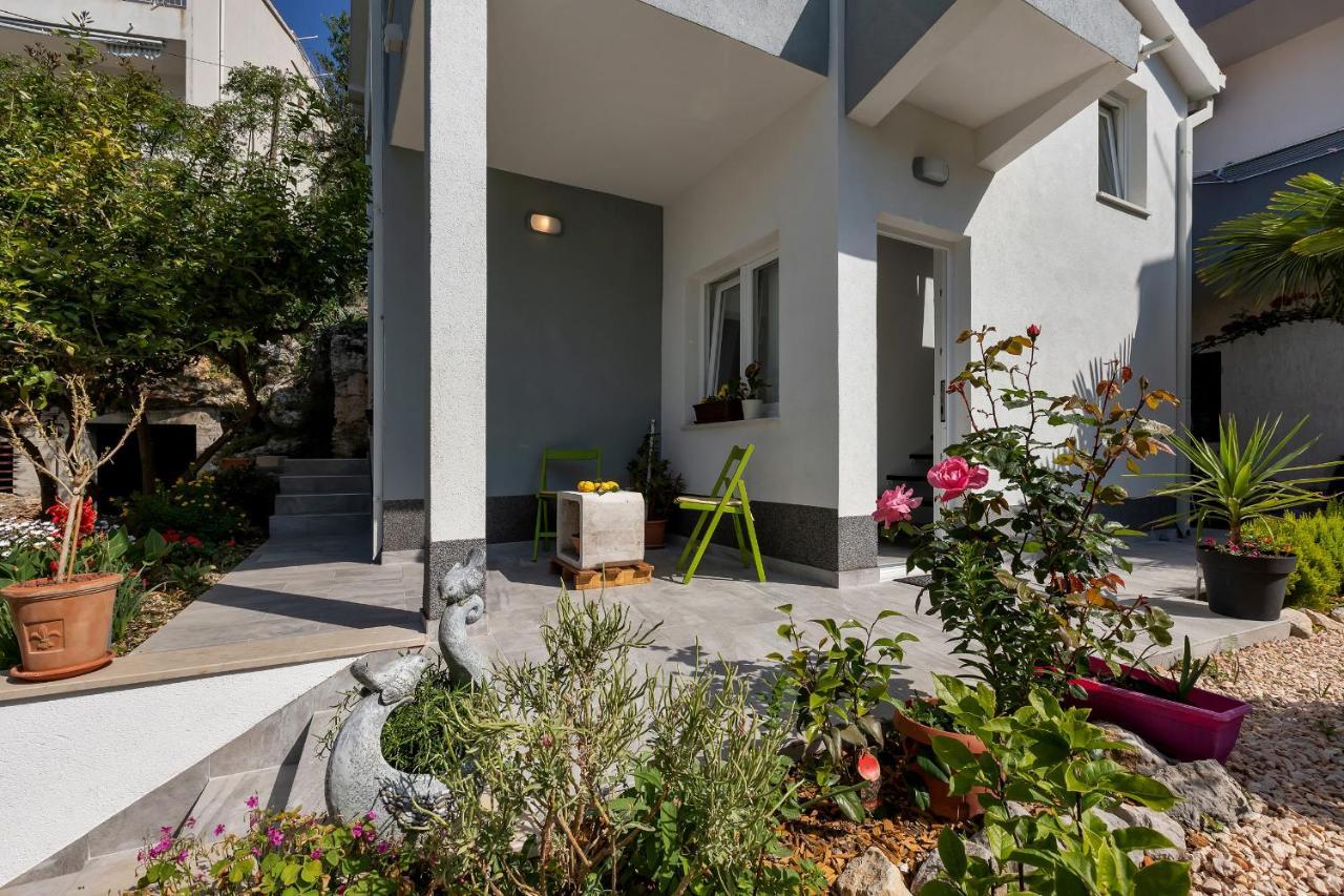 דירות Kuca Za Odmor Lemon Tree מאקרסקה מראה חיצוני תמונה