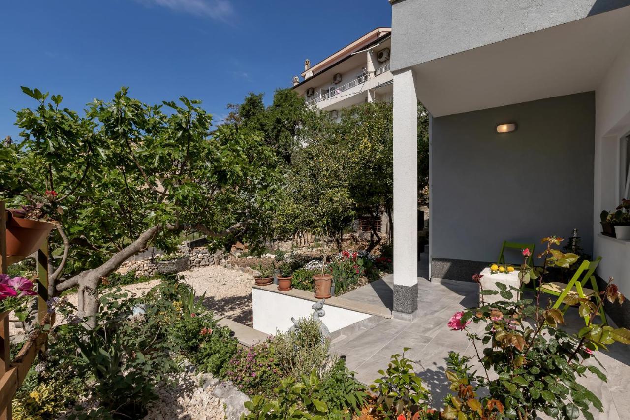 דירות Kuca Za Odmor Lemon Tree מאקרסקה מראה חיצוני תמונה